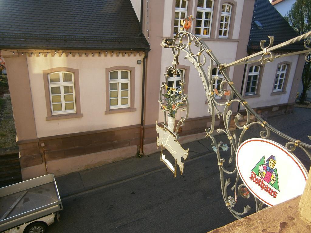 Hotel Strauss Waldbronn Bagian luar foto